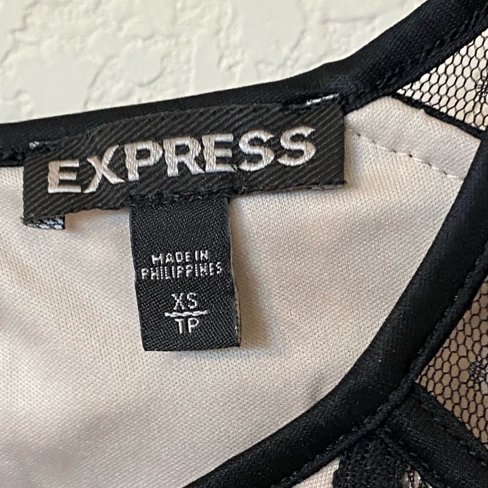 Express Mesh Top - Picture 5 of 7
